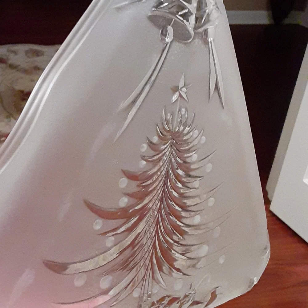 Mikasa Christmas Joy Frosted platter triangle shape 10.5
